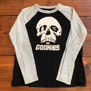 Gap Kids Goonies Baseball Tee Size 5